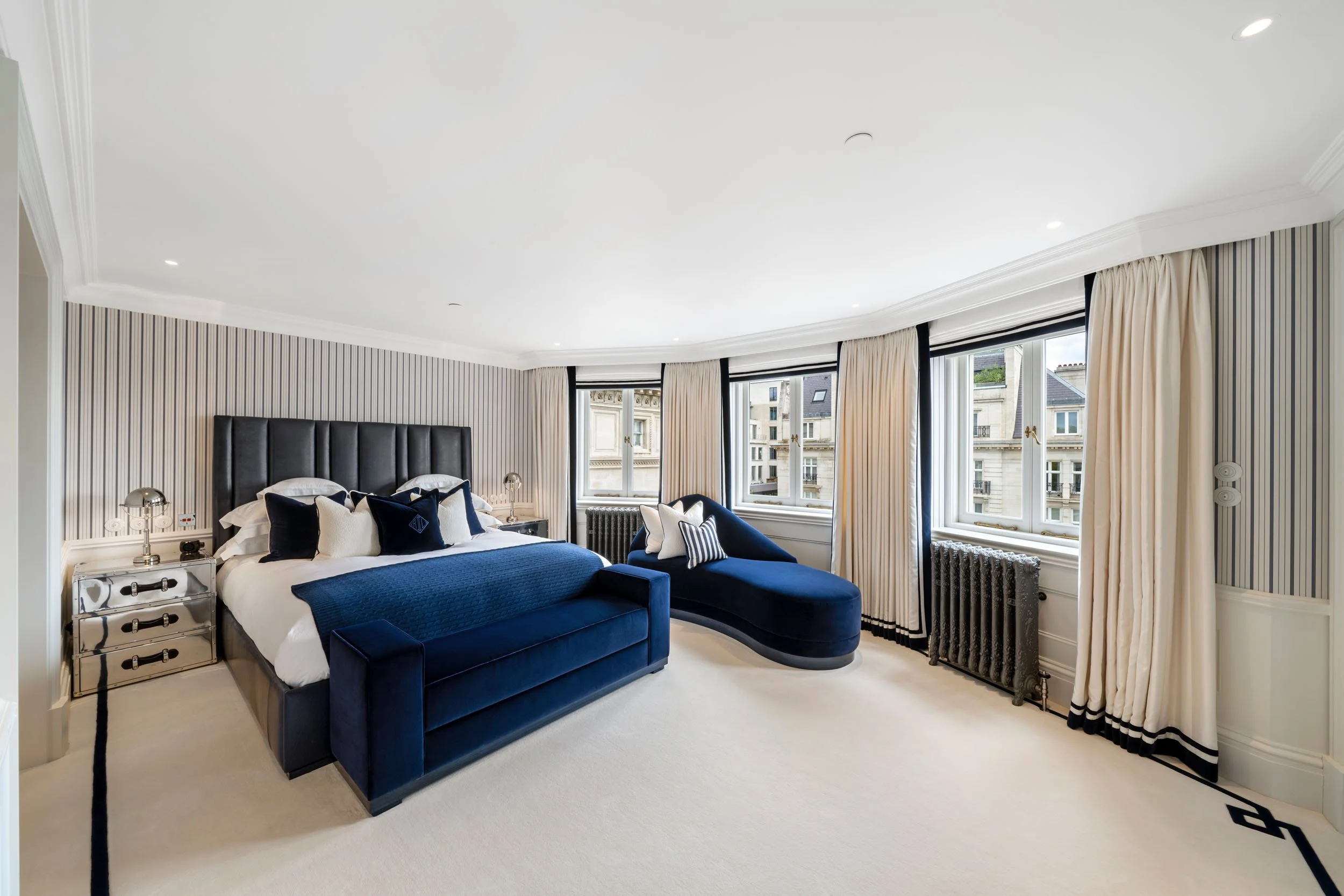 Selwyn House — view 13