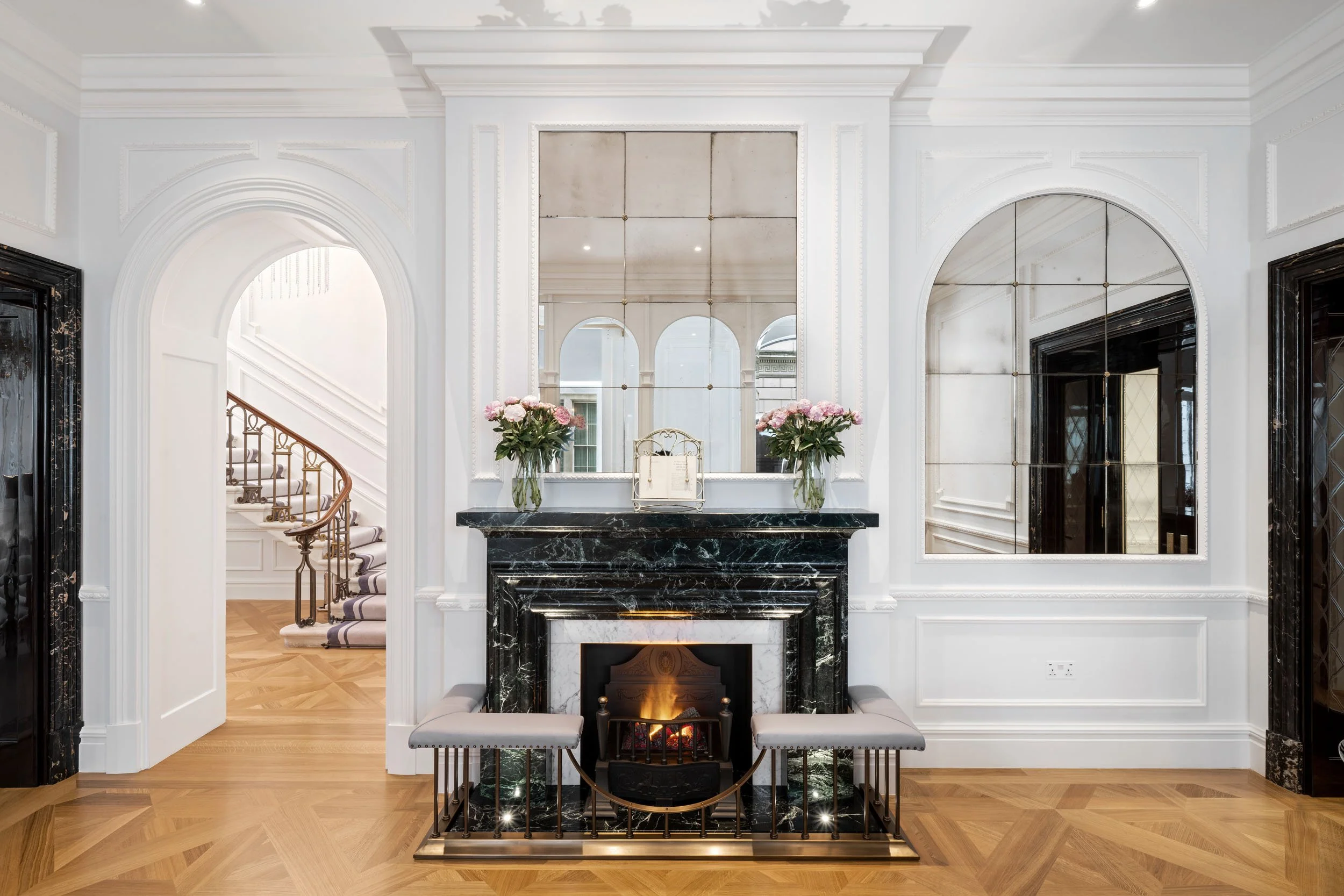 Selwyn House photograph 4